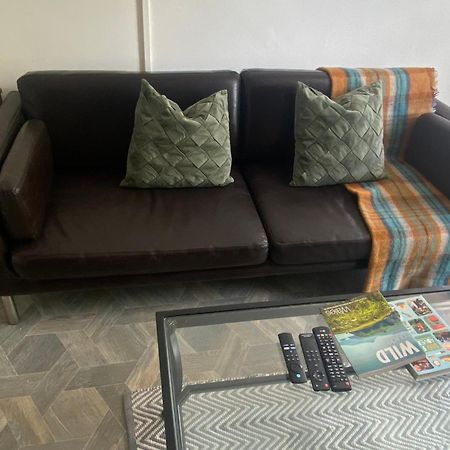 Mountain View Two Bedroom Llwynypia Экстерьер фото