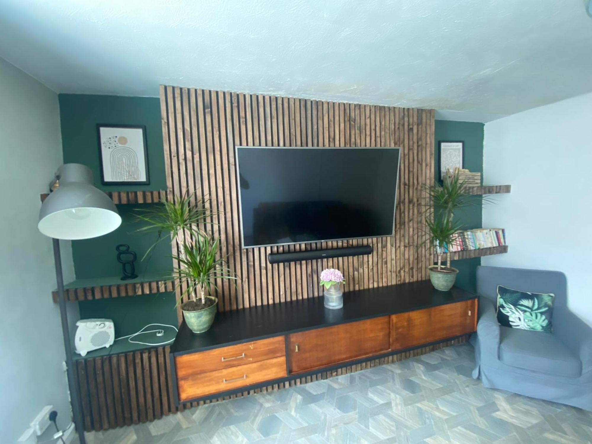 Mountain View Two Bedroom Llwynypia Экстерьер фото